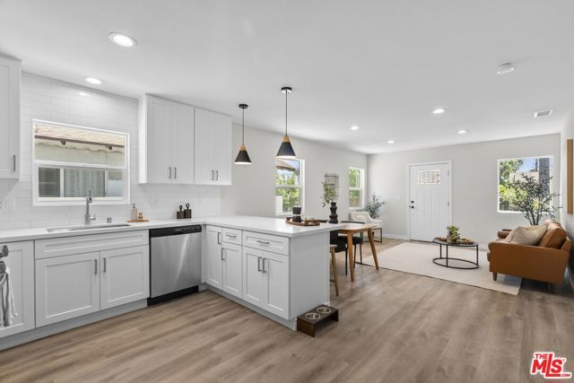 1745 W 39th Street, Los Angeles, CA 90062