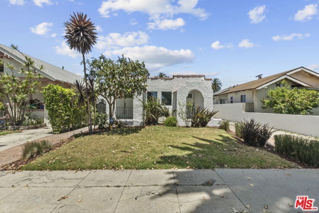 1745 W 39th Street, Los Angeles, CA 90062