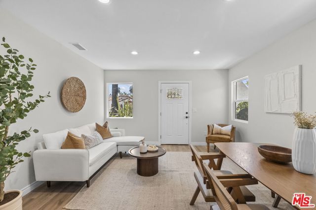 1745 W 39th Street, Los Angeles, CA 90062