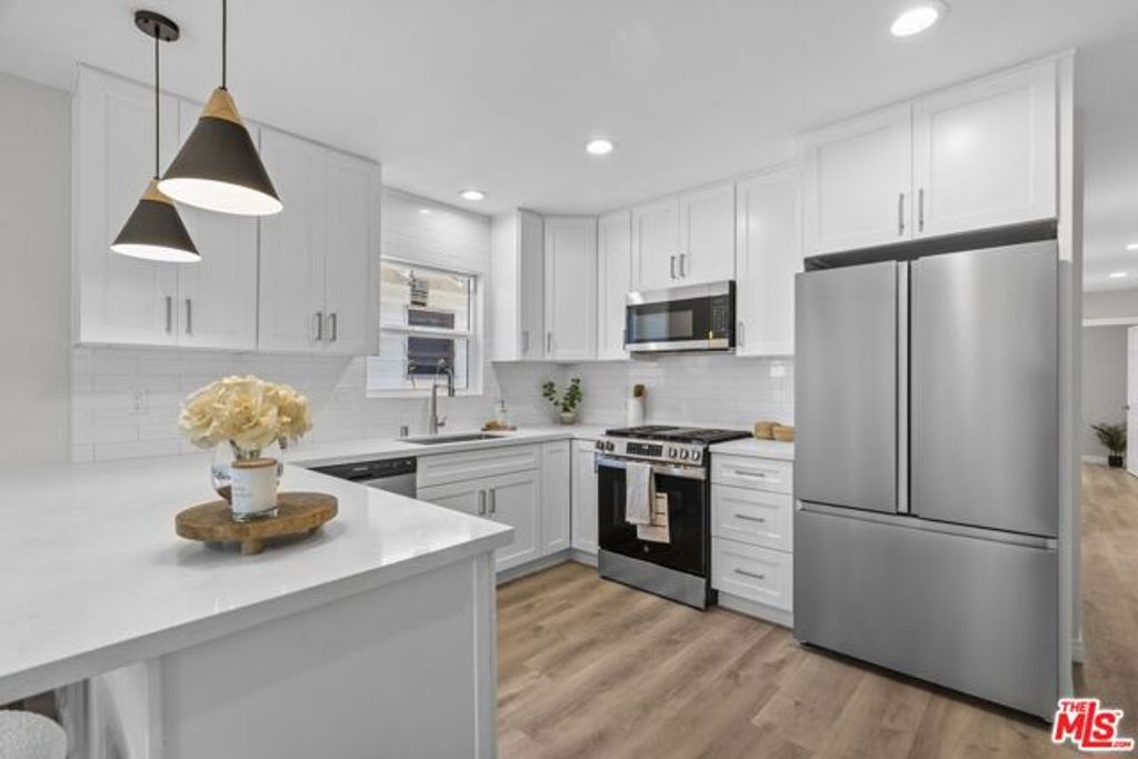 1745 W 39th Street, Los Angeles, CA 90062