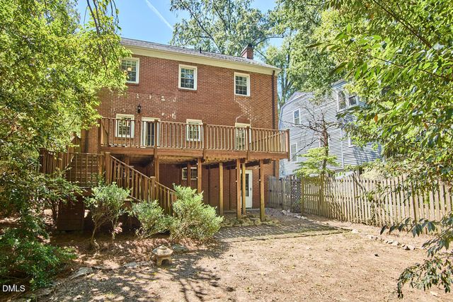2220 W Club Boulevard, Durham, NC 27705
