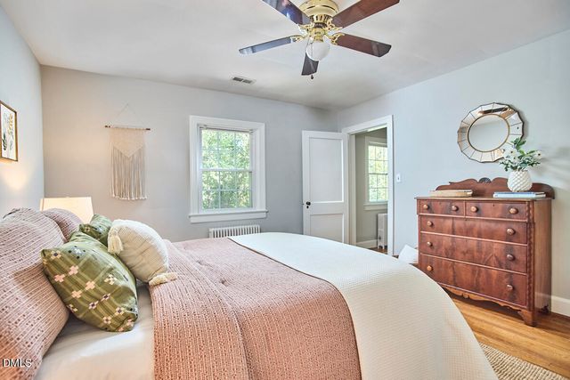 2220 W Club Boulevard, Durham, NC 27705