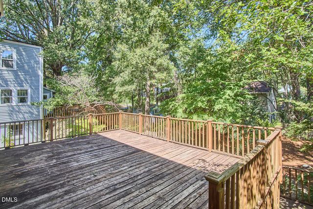 2220 W Club Boulevard, Durham, NC 27705