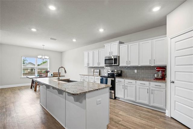 10509 N Redland Street, Mobile, AL 36695