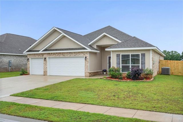 10509 N Redland Street, Mobile, AL 36695