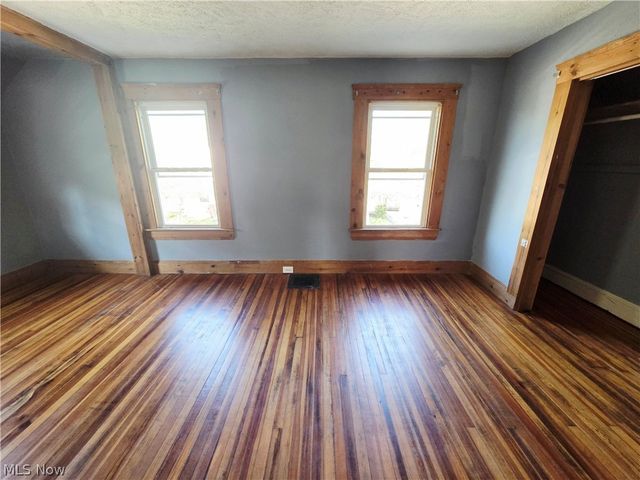 2125 W 81st Street, Cleveland, OH 44102