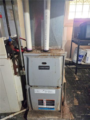 2125 W 81st Street, Cleveland, OH 44102