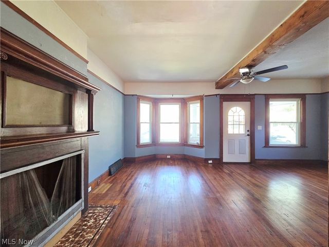 2125 W 81st Street, Cleveland, OH 44102