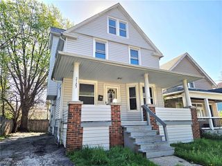 2125 W 81st Street, Cleveland, OH 44102