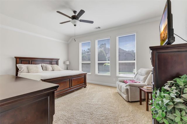 14706 Castle Cove Lane, Houston, TX 77044