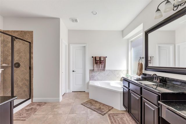 14706 Castle Cove Lane, Houston, TX 77044