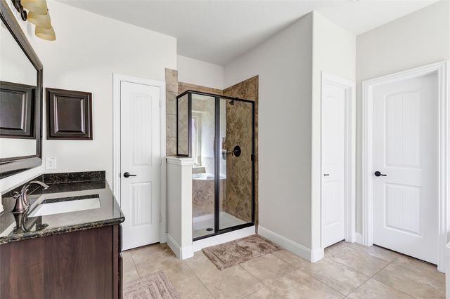 14706 Castle Cove Lane, Houston, TX 77044