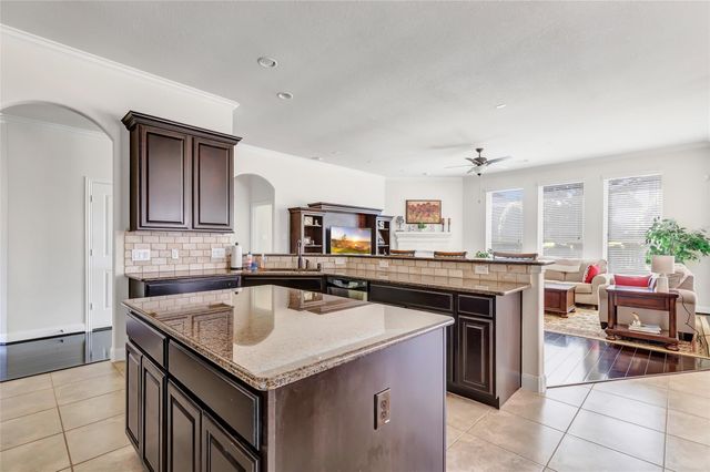 14706 Castle Cove Lane, Houston, TX 77044