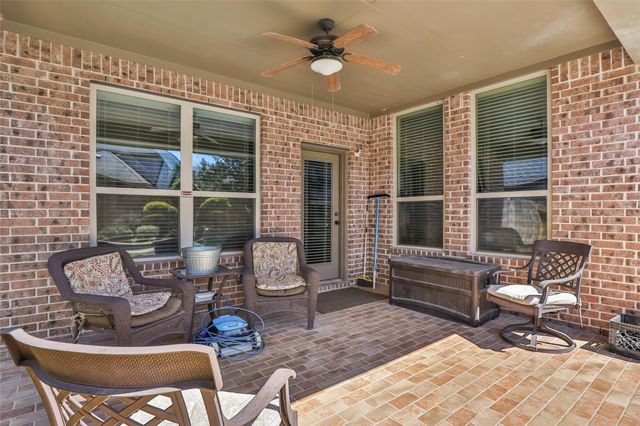 14706 Castle Cove Lane, Houston, TX 77044