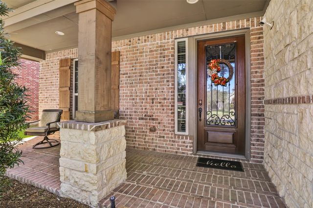 14706 Castle Cove Lane, Houston, TX 77044