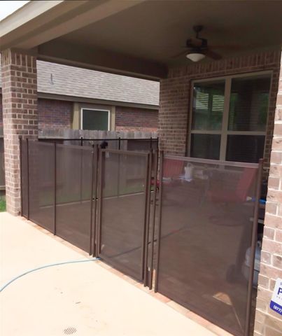14706 Castle Cove Lane, Houston, TX 77044