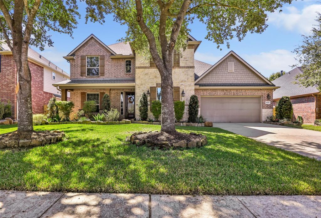 14706 Castle Cove Lane, Houston, TX 77044