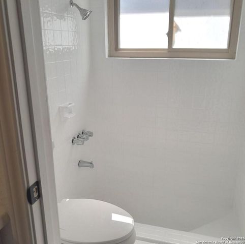 4202 W Shadow Oak Woods, San Antonio, TX 78249