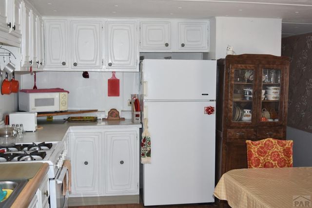 211 S Jackson Ave, Walsenburg, CO 81089