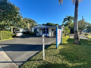 5820 Sheridan St, Hollywood, FL 33021