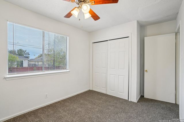 6222 Candleview Ct, San Antonio, TX 78244