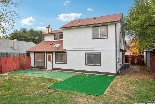 6222 Candleview Ct, San Antonio, TX 78244