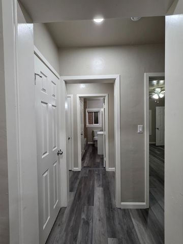 5748 Nina Way, Sacramento, CA 95824