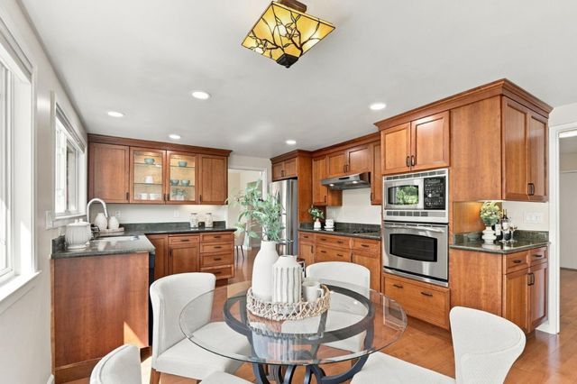 7075 Brooktree Way, San Jose, CA 95120