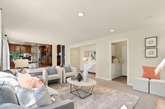 7075 Brooktree Way, San Jose, CA 95120