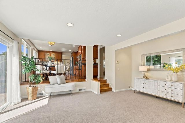7075 Brooktree Way, San Jose, CA 95120