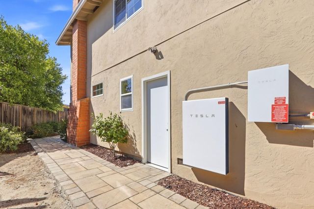 7075 Brooktree Way, San Jose, CA 95120