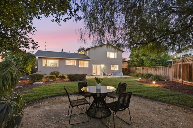 7075 Brooktree Way, San Jose, CA 95120