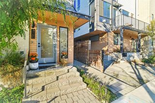 916 NW 56th Street #G, Seattle, WA 98107