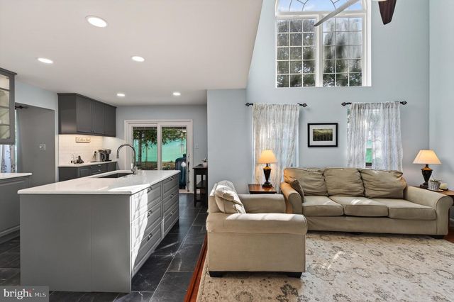 197 W 8TH ST, Pennsburg, PA 18073