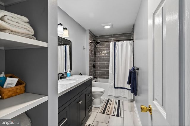 197 W 8TH ST, Pennsburg, PA 18073
