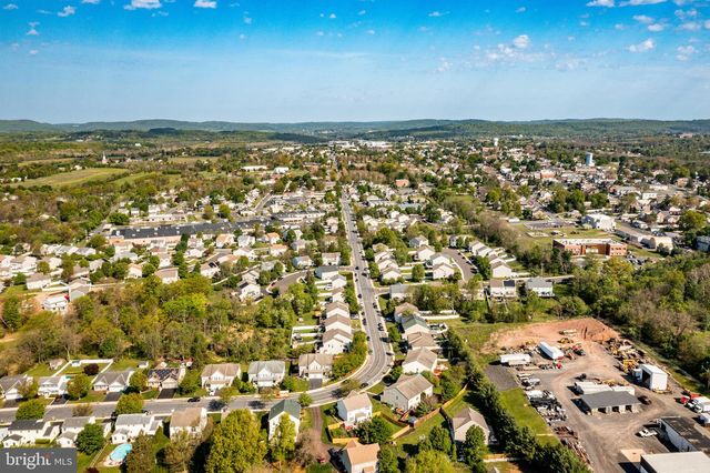 197 W 8TH ST, Pennsburg, PA 18073