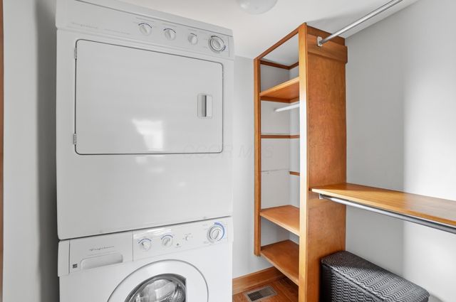 321 E East Street, Washington Court House, OH 43160