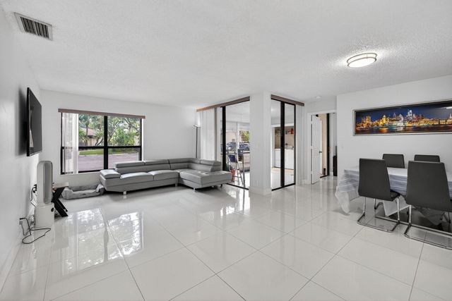 2515 Carambola Circle N 1810, Coconut Creek, FL 33066