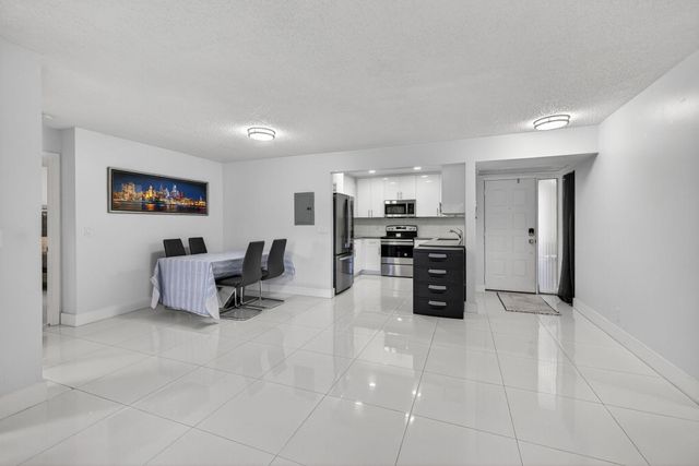 2515 Carambola Circle N 1810, Coconut Creek, FL 33066