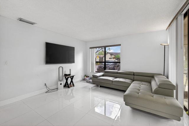 2515 Carambola Circle N 1810, Coconut Creek, FL 33066