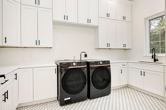 1031 Hunters Creek Way, Hockley, TX 77447