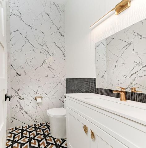 1031 Hunters Creek Way, Hockley, TX 77447