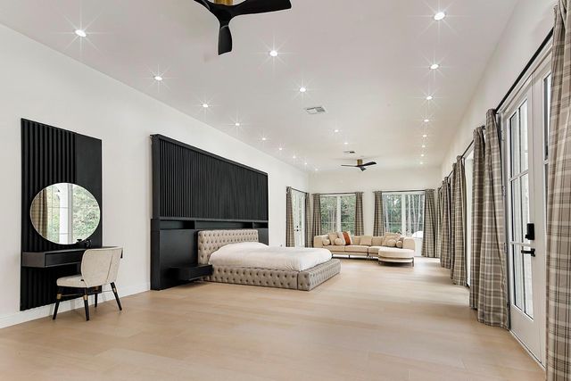 1031 Hunters Creek Way, Hockley, TX 77447