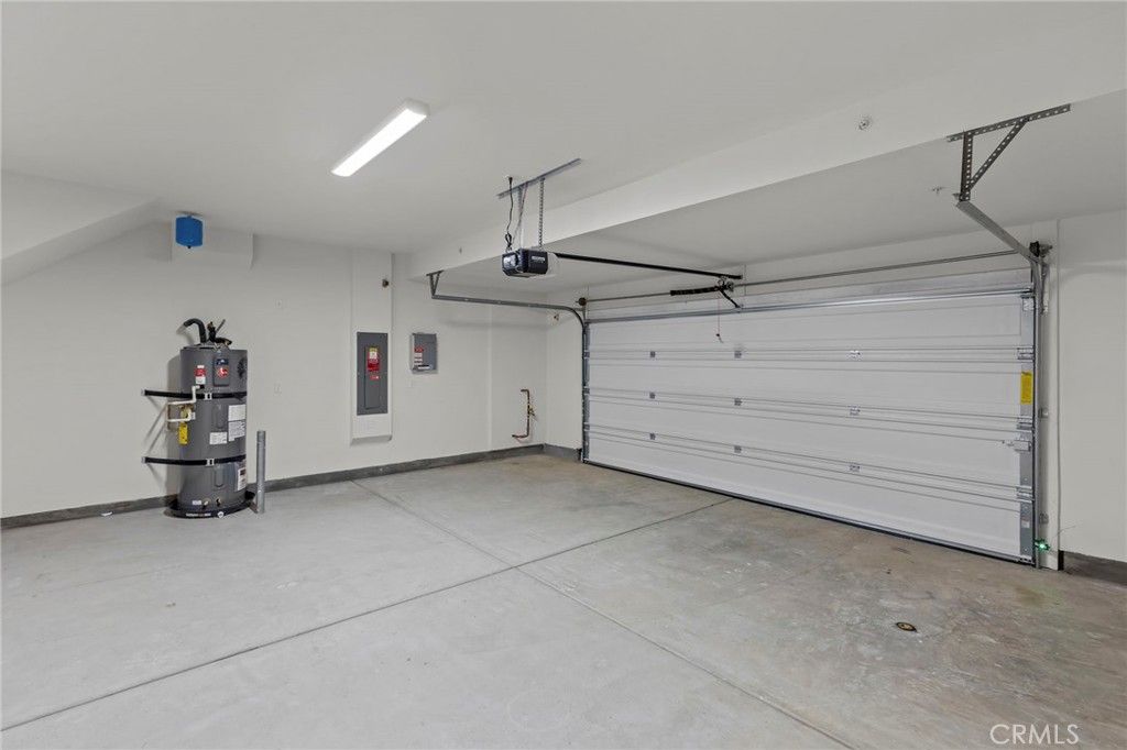 Image 20 of property listing at 3679 W S. Eichler Paseo 11, Ontario, CA 91761