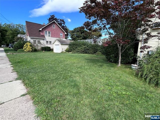 58 Buena Vista Avenue, Hawthorne, NJ 07506