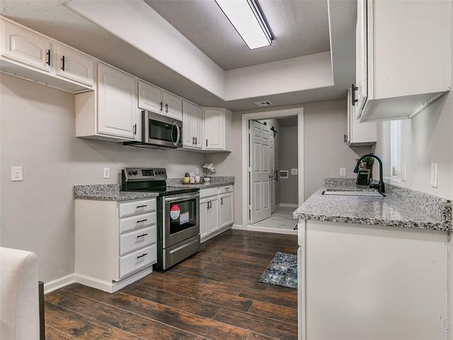 321 N Mckinley Avenue, Shawnee, OK 74801
