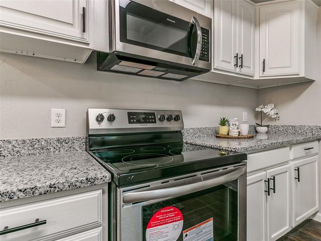 321 N Mckinley Avenue, Shawnee, OK 74801