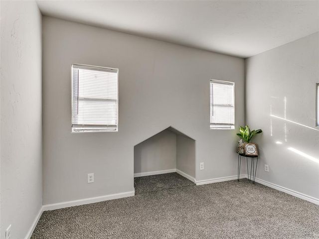 321 N Mckinley Avenue, Shawnee, OK 74801
