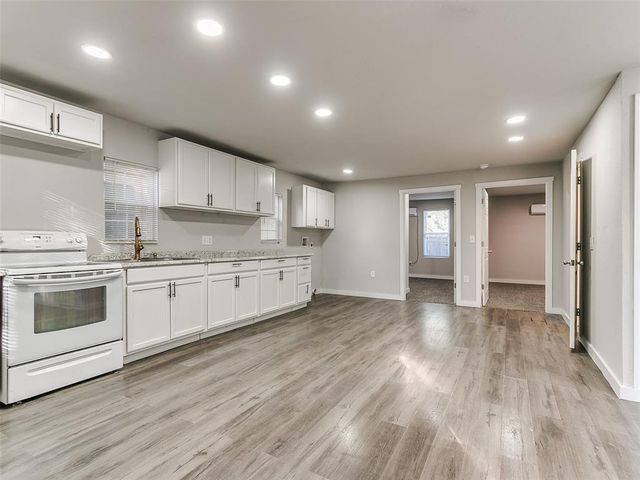 321 N Mckinley Avenue, Shawnee, OK 74801