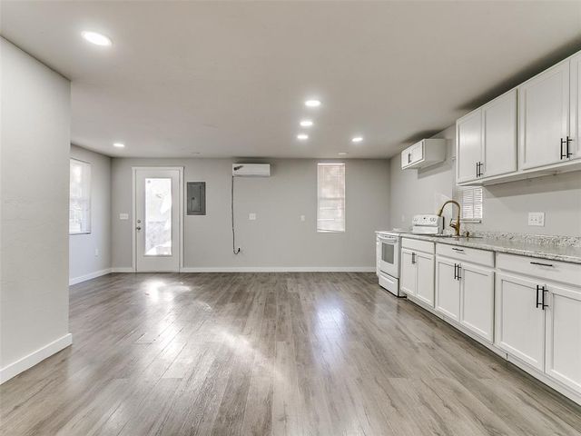 321 N Mckinley Avenue, Shawnee, OK 74801